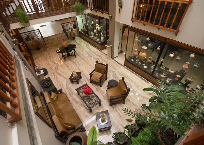 Hotel Ruinas 3*