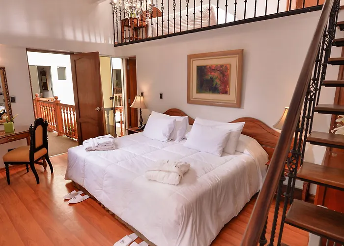 Ruinas Hotel 3*