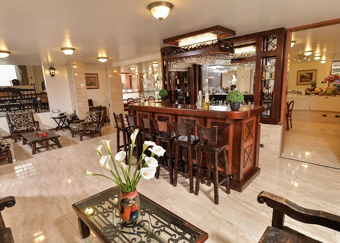 Hotel Ruinas 3*