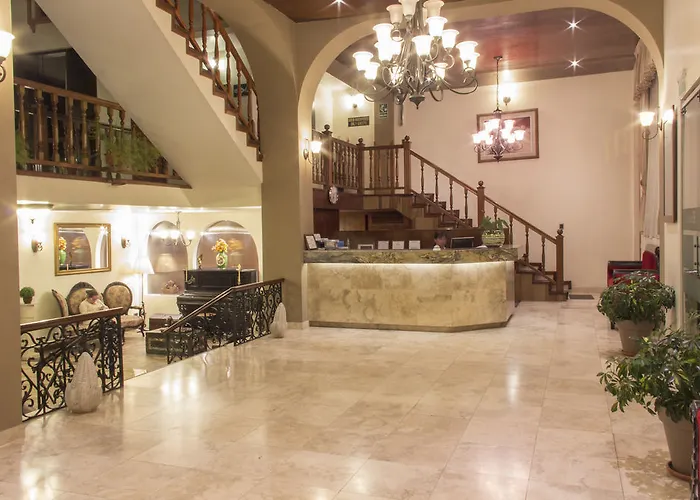 Ruinas Hotel
