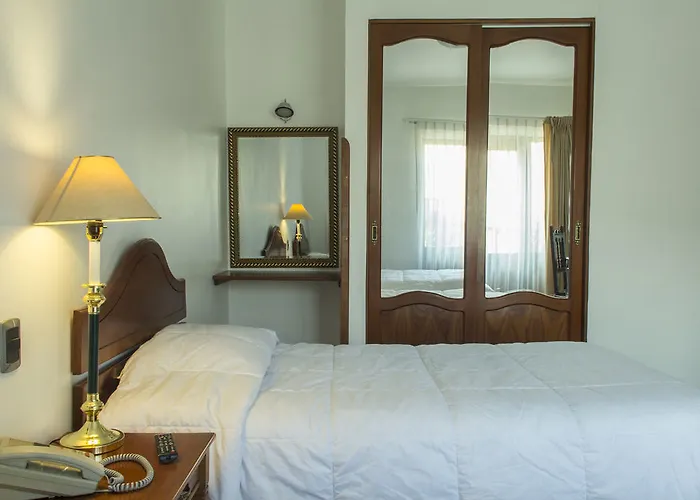 Hotel Ruinas 3*